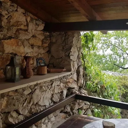 Idyllisch Gelegenes Ferienhaus Mit Meerblick Und Privatem Badesteg Mit Muring Banj