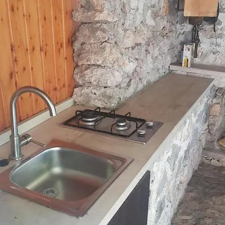 Feriehus Idyllisch Gelegenes Ferienhaus Mit Meerblick Und Privatem Badesteg Mit Muring Banj