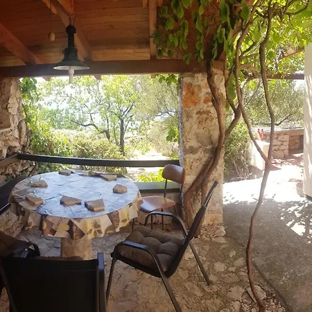 Idyllisch Gelegenes Ferienhaus Mit Meerblick Und Privatem Badesteg Mit Muring *